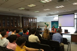 Giới thiệu chính sách mở cửa kinh tế của Việt Nam tại Argentina