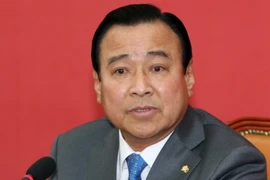 Thủ tướng Hàn Quốc tuyên bố sẽ từ chức nếu nhận hối lộ