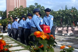15 năm qua, Đội K93 đã tìm thấy và đưa 1.546 hài cốt liệt sỹ về đất Mẹ. (Ảnh: Vương Thoại Trung/TTXVN)