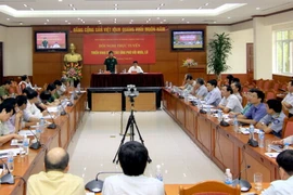 Hội nghị trực tuyến triển khai công tác ứng phó với mưa lũ. (Ảnh: Vũ Sinh/TTXVN)