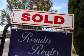 Nhà rao bán tại San Rafael, California. (Nguồn: AFP/TTXVN)