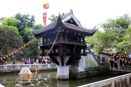 Trưng bày hàng trăm hiện vật quý về chủ đề "Sen trên cổ vật" 