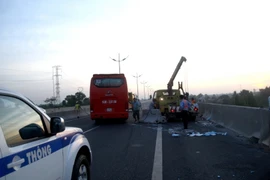 Tai nạn trên cao tốc: Cấp cứu kịp thời nạn nhân bị thương nặng 