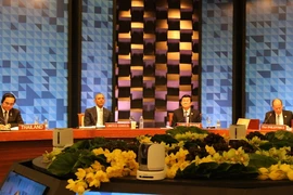 Chủ tịch nước Trương Tấn Sang cùng các nhà lãnh đạo APEC tham dự Phiên họp toàn thể. (Ảnh: Nguyễn Khang/TTXVN)