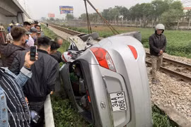 Hiện trường một vụ tai nạn giao thông đường sắt. (Ảnh: Hiền Anh/TTXVN)