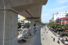 Dự án đường sắt đô thị Nhổn-Ga Hà Nội đã hoàn thành phần đi trên cao. (Ảnh: Huy Hùng/TTXVN)
