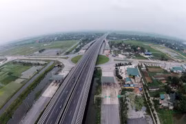 Tuyến đường cao tốc Cầu Giẽ-Ninh Bình nhìn từ trên cao. (Ảnh: VEC cung cấp)