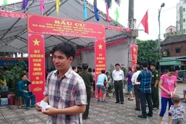Điểm bỏ phiếu tại xã Tả Thanh Oai, huyện Thanh Trì, Hà Nội. (Ảnh: Thanh Tâm/Vietnam+)