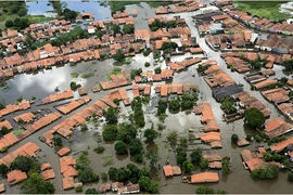 Lũ lụt nghiêm trọng ở Brazil khiến hàng vạn người bị ảnh hưởng