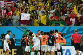 Costa Rica viết tiếp chuyện cổ tích sau màn "đấu súng" cân não