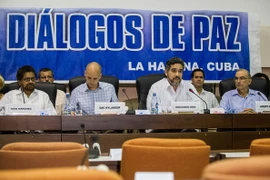 Chính phủ Colombia và FARC nối lại đối thoại sau 1 tháng tạm hoãn