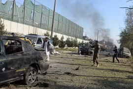 Afghanistan: Đánh bom xe quân sự gần Dinh Tổng thống