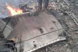 [Photo] Hiện trường vụ rơi máy bay trực thăng ở Thạch Thất