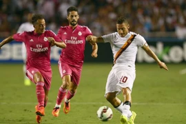 Lão tướng Francesco Totti đã khiến Real Madrid tiếp tục ôm hận