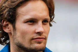 M.U có tân binh thứ 5, Louis Van Gaal đang chuẩn bị "Hà Lan hóa"?