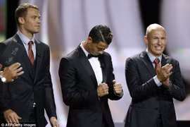 Ronaldo thận trọng với Liverpool, Rodgers hào hứng tiếp đón Real