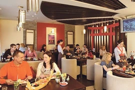 Các nhà hàng Nga lâm vào thế “bí” sau lệnh cấm nhập khẩu