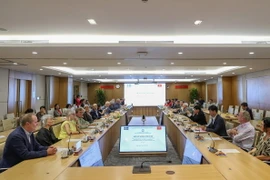 Quang cảnh buổi gặp mặt. 