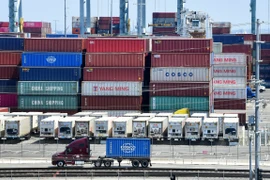 Các container hàng hóa Trung Quốc tại cảng Long Beach, bang California, Mỹ ngày 23/8/2019. (Ảnh: AFP/TTXVN)