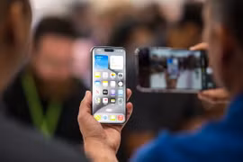 Điện thoại iPhone của Apple được giới thiệu tại Cupertino, California, Mỹ. (Ảnh: AFP/TTXVN)