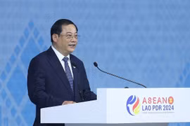 Thủ tướng Lào, Chủ tịch ASEAN 2024 Sonexay Siphandone phát biểu bế mạc Hội nghị Cấp cao Hiệp hội các quốc gia Đông Nam Á (ASEAN) lần thứ 44, 45 và các hội nghị cấp cao liên quan. (Ảnh: Dương Giang/TTXVN)