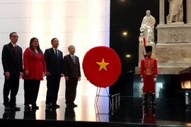 Đoàn công tác do ông Nguyễn Đức Dũng – Phó Bí thư Thường trực Tỉnh ủy, Chủ tịch Hội đồng Nhân dân tỉnh làm Trưởng đoàn. (Ảnh: Đài Phát thanh-Truyền hình Quảng Nam)