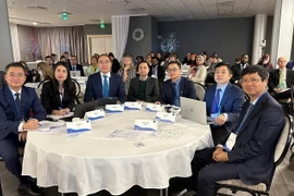 Đoàn Kiểm toán Nhà nước Việt Nam do Phó Tổng Kiểm toán Nhà nước Bùi Quốc Dũng (thứ ba từ trái sang) làm Trưởng đoàn, tham dự Hội nghị INTOSAI WGEA lần thứ 22. (Ảnh: TTXVN phát)