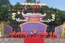 Đánh trống khai hội Đền Bảo Hà 2024. (Ảnh: Hồng Ninh/TTXVN)