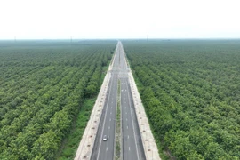 Tuyến đường tạo lực Bắc Tân Uyên-Phú Giáo-Bàu Bàng. (Ảnh: Huyền Trang/TTXVN)