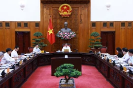 Thủ tướng Phạm Minh Chính chủ trì họp Thường trực Chính phủ để thảo luận về một số luật trình Quốc hội. (Ảnh: Dương Giang/TTXVN)