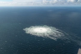 Trong ảnh: Vị trí rò rỉ trên đường ống Dòng chảy phương Bắc dưới biển Baltic ngày 27/9/2022. (Ảnh: THX/TTXVN)