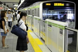 Một tuyến tàu điện ngầm ở Nhật Bản. (Ảnh minh họa. Nguồn: Kyodo)