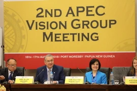 Cuộc họp lần thứ hai Nhóm xây dựng Tầm nhìn APEC nằm trong khuôn khổ hội nghị. (Ảnh: TTXVN phát)
