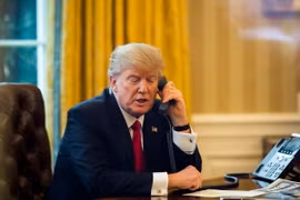 Ông Trump tiếp tục khẳng định bị ông Obama theo dõi điện thoại