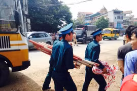 [Video] Clip hiện trường vụ máy bay huấn luyện bị rơi ở Hòa Lạc