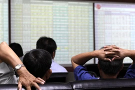 Chứng khoán hồi phục, VN-Index vượt ngưỡng 605 điểm 