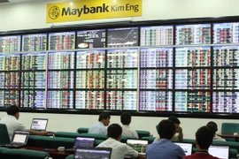 Chứng khoán đỏ sàn, chỉ số VN-Index "đánh rơi" gần 11 điểm 