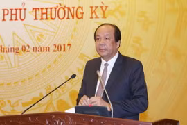 Bộ trưởng, Chủ nhiệm Văn phòng Chính phủ Mai Tiến Dũng chủ trì cuộc họp báo. (Ảnh: Phạm Kiên/TTXVN)