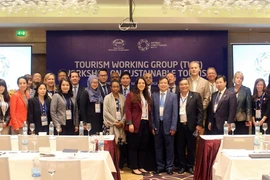 Các đại biểu dự Hội thảo về du lịch bền vững. (Ảnh: Doãn Tấn/TTXVN)