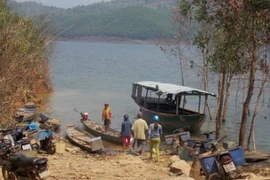 Quảng Nam: Lật ghe trên sông Trường Giang, hai mẹ con chết thảm