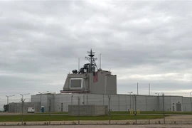Hệ thống phòng thủ tên lửa trên bộ Aegis Ashore do Mỹ thiết kế được lắp đặt ại căn cứ quân sự ở Deveselu, Romania. (Ảnh: AFP/TTXVN)