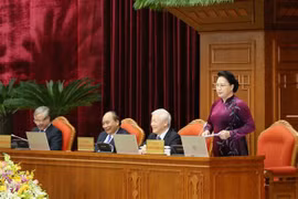 Ủy viên Bộ Chính trị, Chủ tịch Quốc hội Nguyễn Thị Kim Ngân điều hành phiên họp. (Ảnh: Phương Hoa/TTXVN)