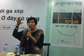 Đạo diễn Việt Linh: Đời tôi như 1 cái rương và ga xép là nơi trải lòng