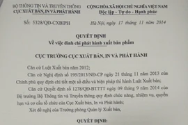 Cục Xuất bản yêu cầu đình chỉ phát hành sách luật in hình Công Lý