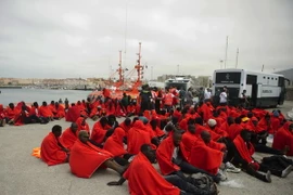 EU chỉ hỗ trợ hạn chế cho Italy trong kiểm soát nhập cư