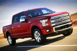 Hãng Ford tăng giá bán mẫu xe bán tải F-150 đời 2015