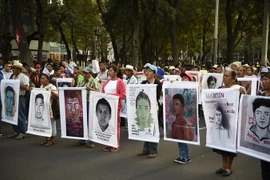 Mexico nhận dạng thi thể một nạn nhân trong vụ 43 người bị bắt cóc