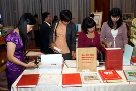 [Video] Tọa đàm "Bình đẳng giới - sự tham chính của phụ nữ" 