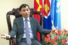 "Kiên quyết yêu cầu Trung Quốc rút giàn khoan và hơn 100 tàu" 