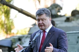 [Video] Tổng thống Ukraine bổ nhiệm bộ trưởng quốc phòng mới 